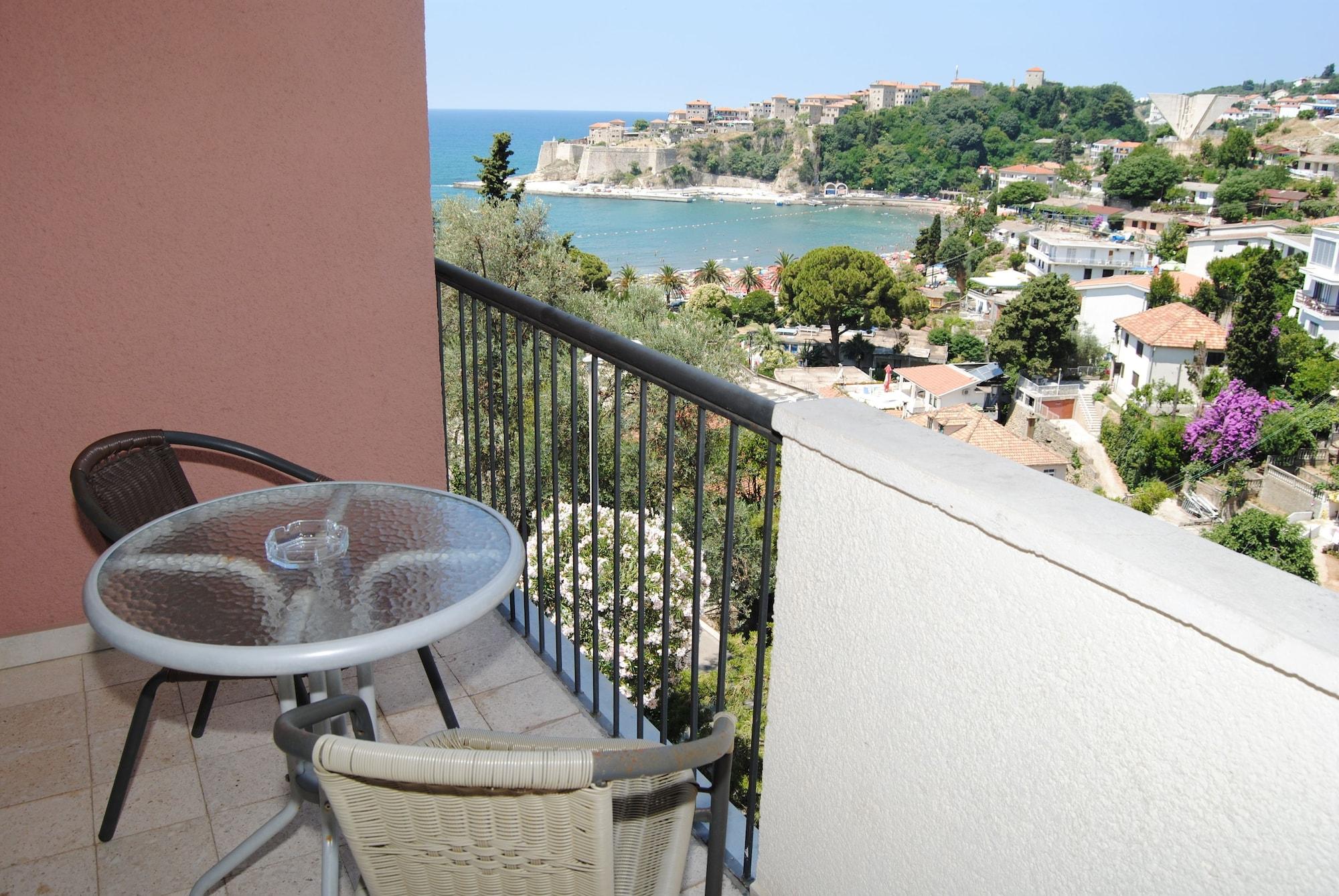 Garden Ulcinj-ulqin Hotel 3*